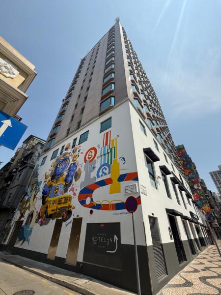 Macau Hotel S