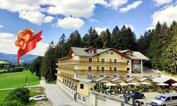 LiebesNesterl Bergwirt - Boutique Hotel, Book Hotel Hoteller i Lipizzan Region med parkering, Parkering