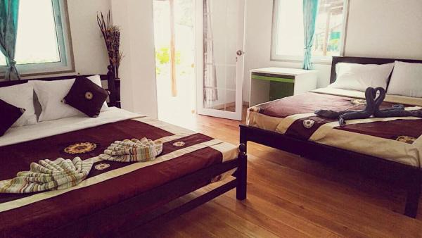 Koh Ngai Seafood, Book Ferieresort Koh Ngai Trang