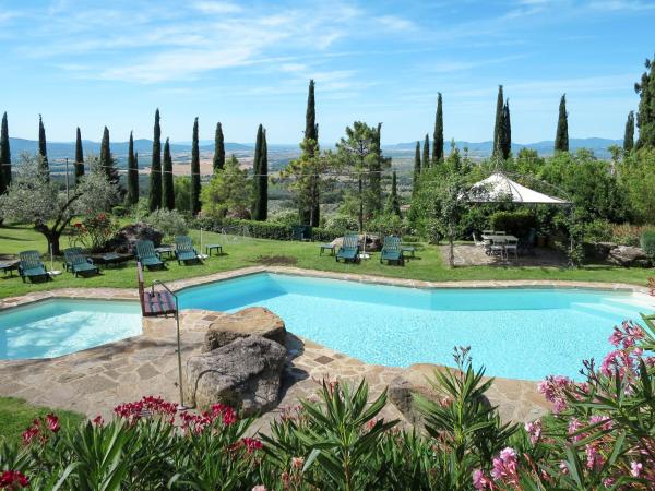 Apartment La Torre by Interhome, Book Lejlighed Podere Caminino Toscana