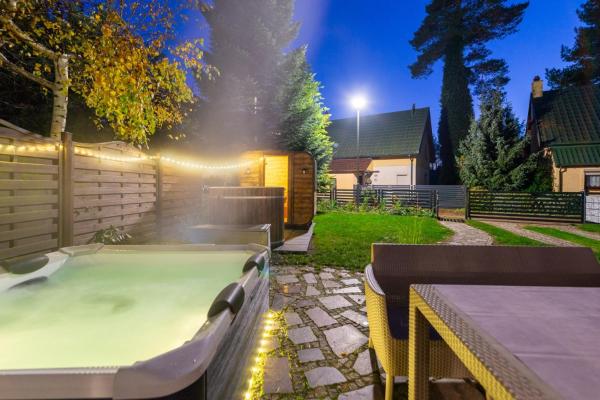 Haus Claudia, Book Feriehus Hoteller i West Pomerania med pool, Swimmingpool