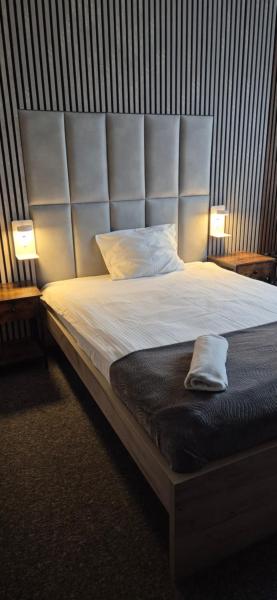 Pro Hostel, Book Hostel / Vandrerhjem Osielsko Kuyavian-Pomeranian