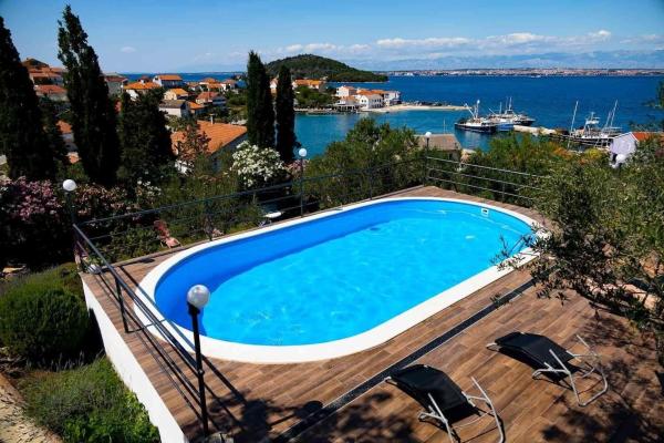 Apartments Novis, Book Hotel Kali 