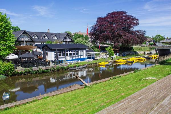 Riverside Voerså, Book Hotel Sæby Nordjylland