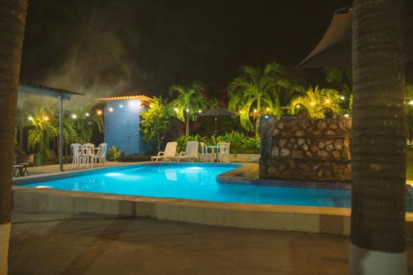 HOSPEDAJE VILLAMAR, Book Pension Nueva Gorgona Panama City