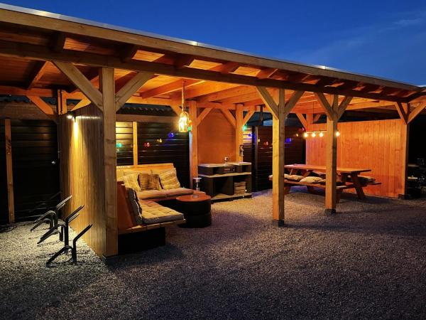 Beach House 9, Book Pension Scharendijke 