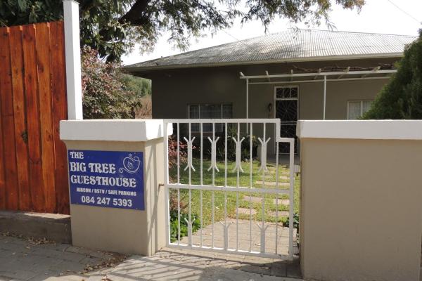 The Big Tree Guest House, Book Pension Hopetown Northern Cape
