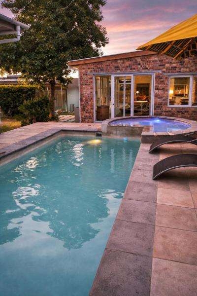Cammy's Guesthouse, Book Pension Kuilsrivier Cape Town Northern Suburbs