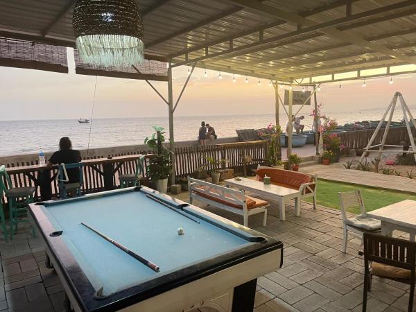 EVA HUT Mui Ne Beach Hostel, Book Hostel / Vandrerhjem Binh Thuan Vandrehjem, Hostel / Vandrerhjem
