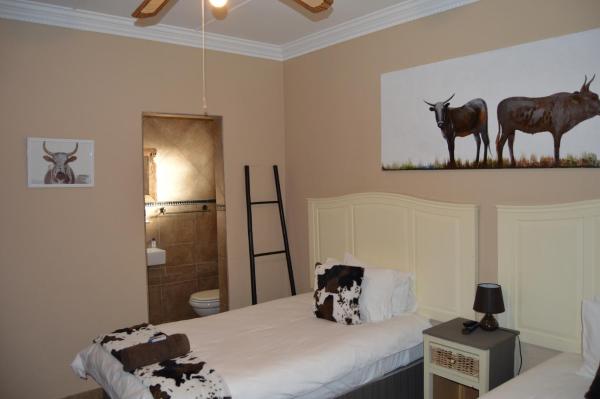 Esmarline Lodge, Book Pension Gauteng hoteller med parkering, Parkering
