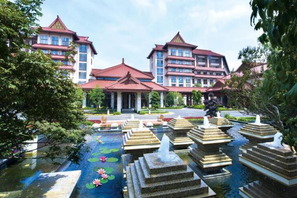 Crowne Plaza - Kunming Ancient Dian Town by IHG, Book Ferieresort Yunnan SPA hoteller, SPA