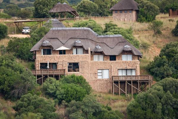 Mahikeng Lodge, Book Lodge Magaliesburg North West