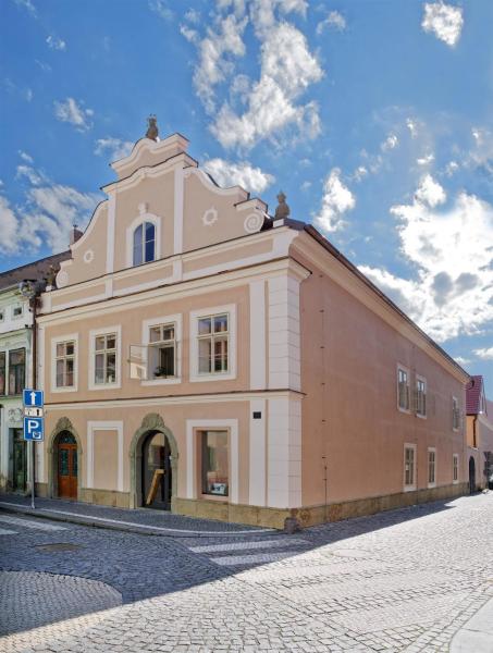 Bonviván Apartments, Book Lejlighed Pardubice Region hoteller med morgenmad, Morgenmad