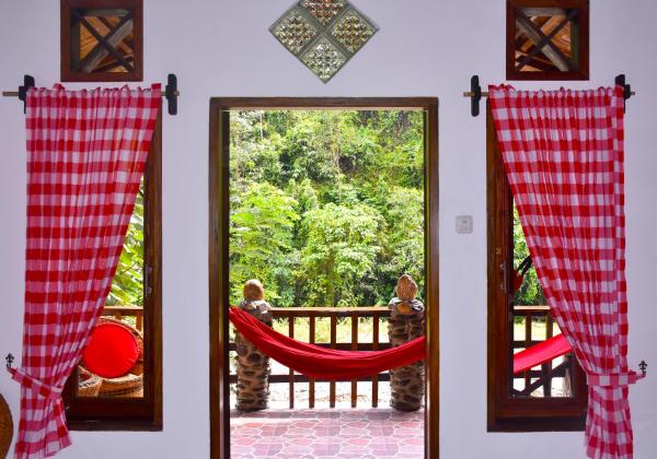 The Hangout@ EcoTravel, Book Hotel Bukit Lawang Sumatra