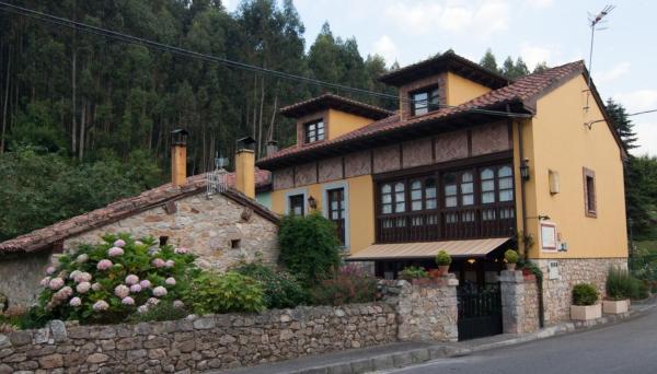 Hotel rural La Llastra, Book Hotel Llanes 