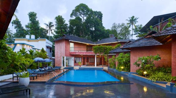 Deshadan Cliff & Beach Resort,Varkala, Book Ferieresort Varkala New Delhi