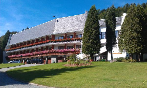Horský Hotel Neptun, Book Hotel Hoteller i Olomouc Region med parkering, Parkering