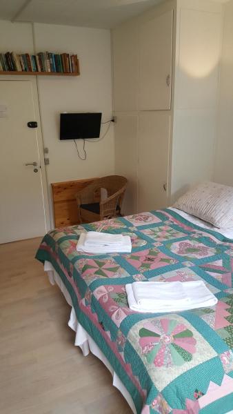 Thorup Guesthouse, Book Pension Knebel Midtjylland