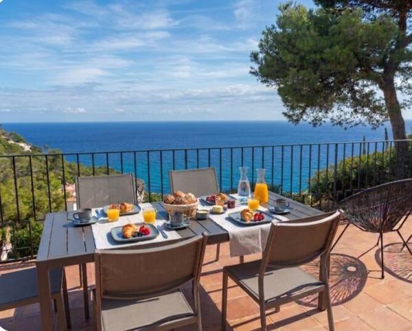 La Terrasse 1-Vue Mer Panoramique & Piscine, BBQ, Book Lejlighed Begur Baix Empordà