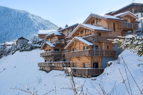 Simply Morzine - Chalet Zormine, Book Chalet Hoteller i Rhône-Alps med pool, Swimmingpool