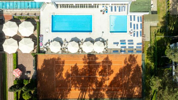 Stoczniowiec, Book Ferieresort Hoteller i West Pomerania med pool, Swimmingpool