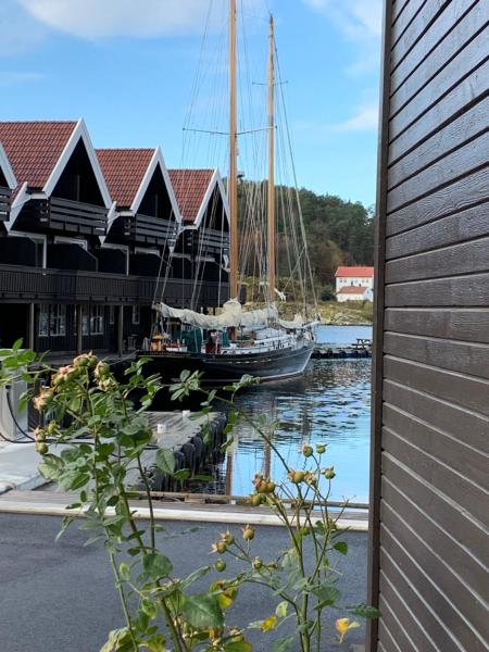Trysnes Brygge, Book Lejlighedshotel Agder Aparthoteller, Lejlighedshotel