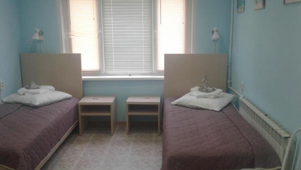 Aihal Apartments, Book Lejlighed Hoteller i Mirninsky Ulus med parkering, Parkering