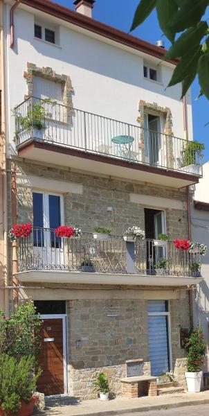 La Casa dei Panorami di Colobraro, Book Værelse i privat hjem Colobraro Basilicata