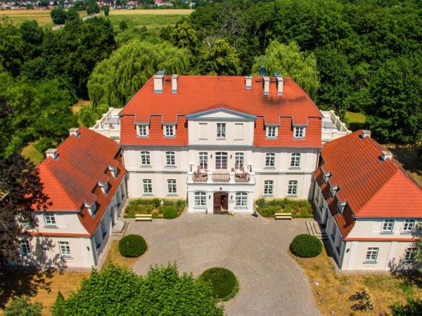 Pałac Godętowo, Book Bed and Breakfast Łężyce Pomerania