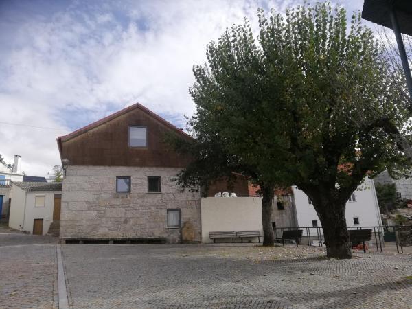 Sambucasa - Serra da Estrela, Book Landsted  