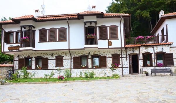 Family Hotel Dinchova kushta, Book Hotel Rozhen Pirin Mountains