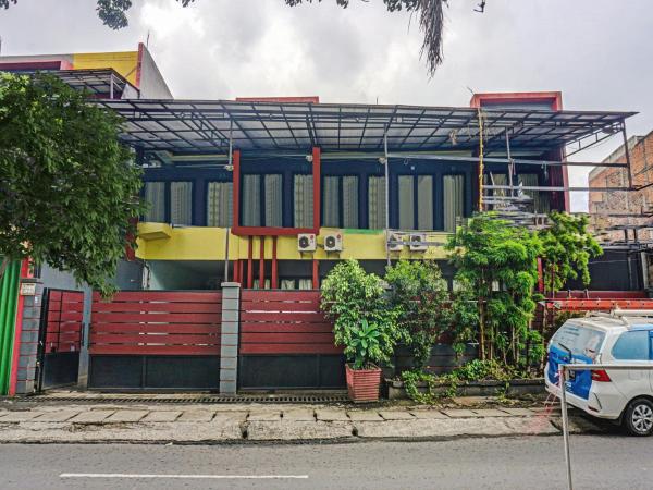 OYO 90166 Marsya Prima Syariah Hotel