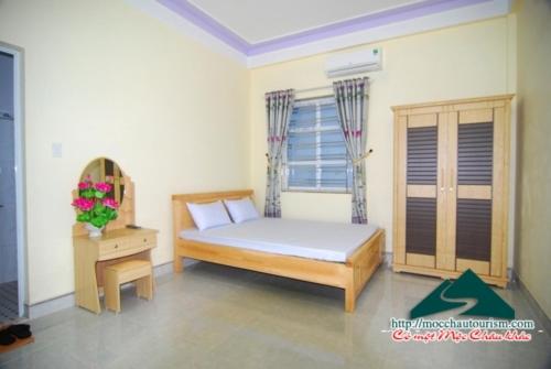 Nha nghi Duong Vu, Book Hotel Billige hoteller i Son La