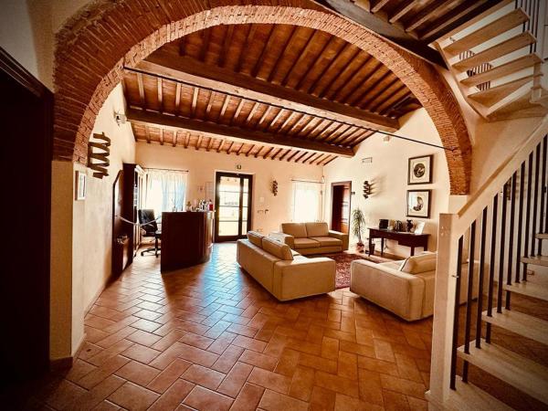 Il Casale di David, Book Bed and Breakfast Latignano Toscana