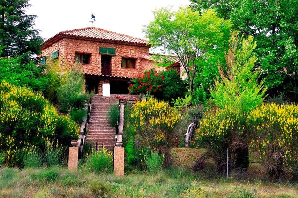 Hotel Royo Guarde-Puente Faco, junto al río Mundo, Book Bed and Breakfast Riopar 