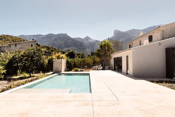 Villa Can Batach-Nueva Construcción en Sóller, Book Feriehus Sóller 