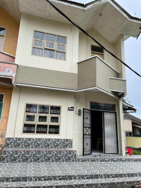 Villa Bukit Indah, Book Villa Berastagi Sommerhuse, Hytte