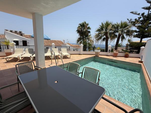 Nerja Paradise Rentals - Villa El Paraiso, Book Villa Hoteller i Axarquía med pool, Swimmingpool
