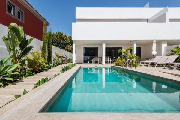 Villa Deluxe Suites Maspalomas, Book Villa Gran Canaria hoteller med pool, Swimmingpool