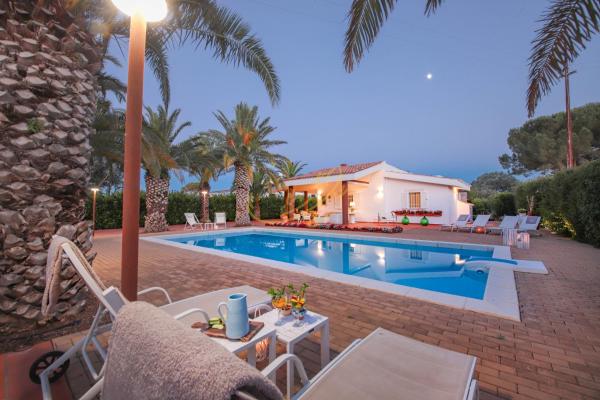 TD Villa Marinesca Typical Villa with Pool