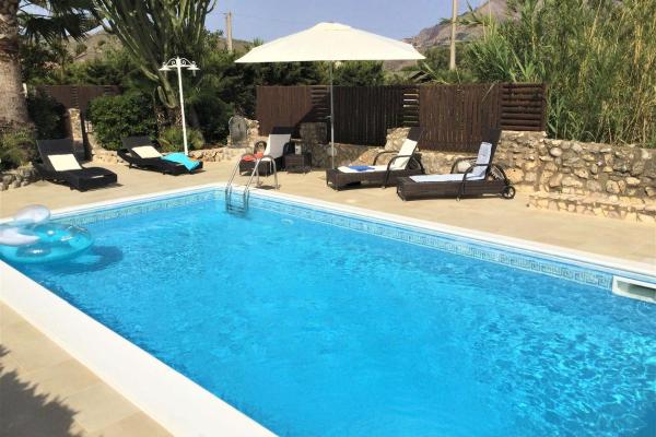 Villa Isabella, Book Villa Sicilien Sommerhuse, Hytte