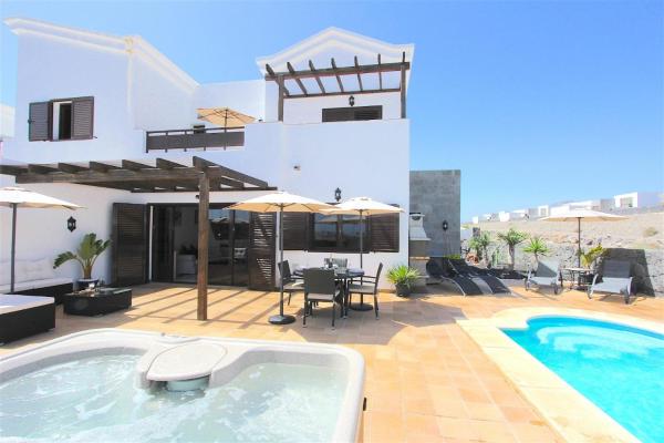 Villa Emma Playa Blanca, Book Villa Playa Blanca 