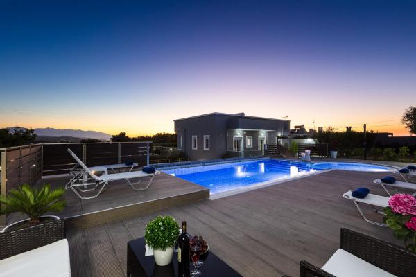 Villa Emily Rethymno, Book Villa Adelianos Kampos Réthymno