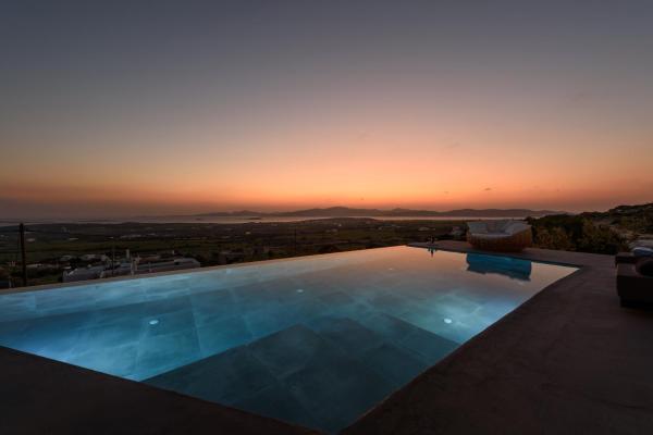 Villa Sunset, Book Villa Alyki Paros