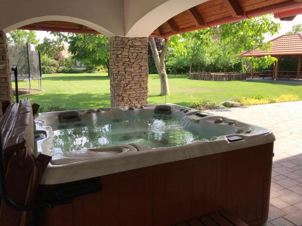 Villa Holiday, Book Lejlighed Poroszló 
