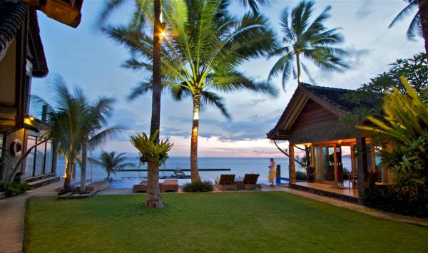 Bayshore Villa, Book Ferielandsby Hoteller i Karangasem med pool, Swimmingpool