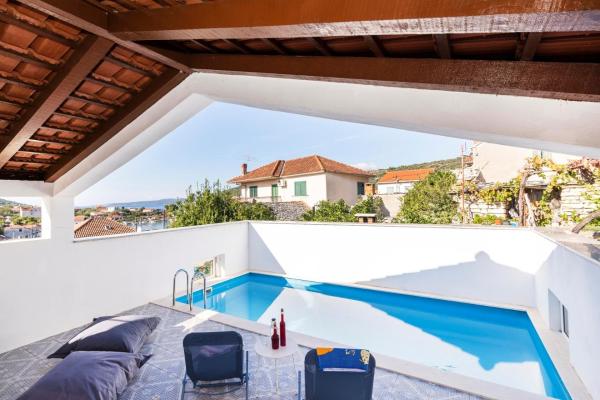 Villa Dororeja, Book Feriehus Drvenik Veliki Island Split Region