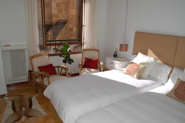 La Casa de Zamora, Book Pension Zamora 