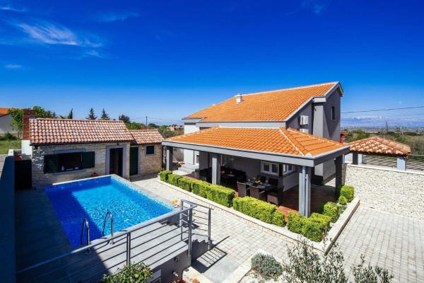 Villa Enna with heated pool, Zadar, Book Villa Crno Zadar County