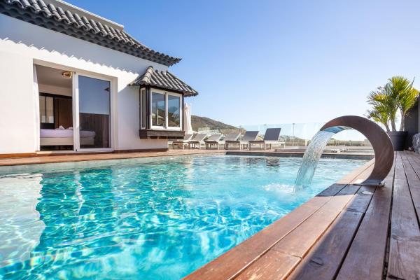The New Villa Diana, Book Villa Tenerife hoteller med pool, Swimmingpool